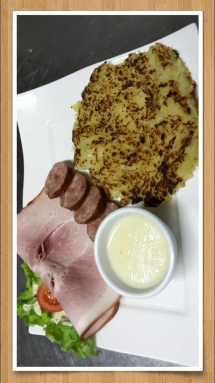 Pension Hotel Restaurant De La Place Voujeaucourt エクステリア 写真